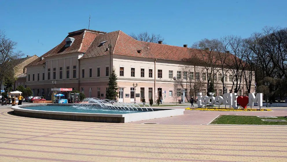 EkonomskaŠkolaBečej